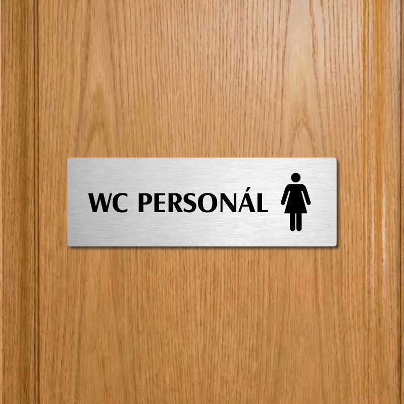 WC personál ženy, stříbrná popiska na dveře